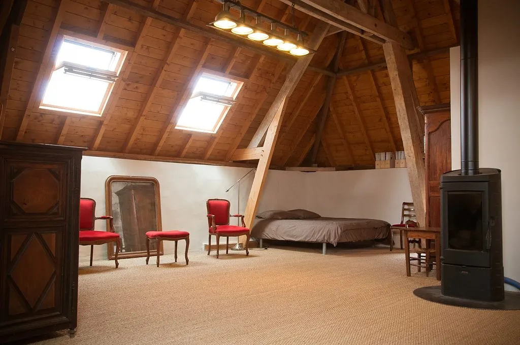 Loft: grand lit